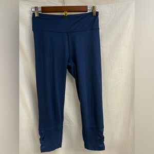 Balance workout capris